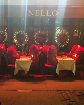 Illustration for article titled Scenes of Love From Don Jr.'s Valentine's Dinner